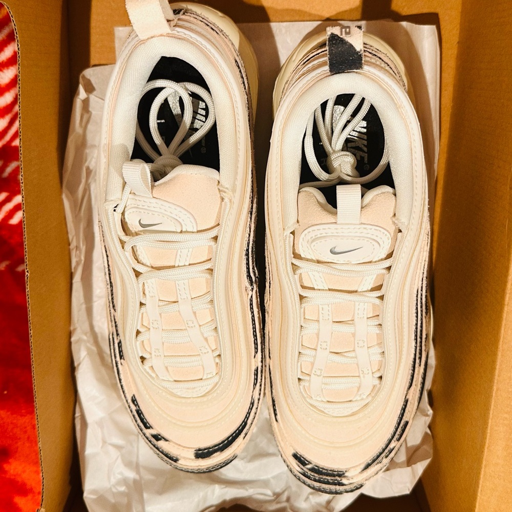 Women’s Nike Air Max 97